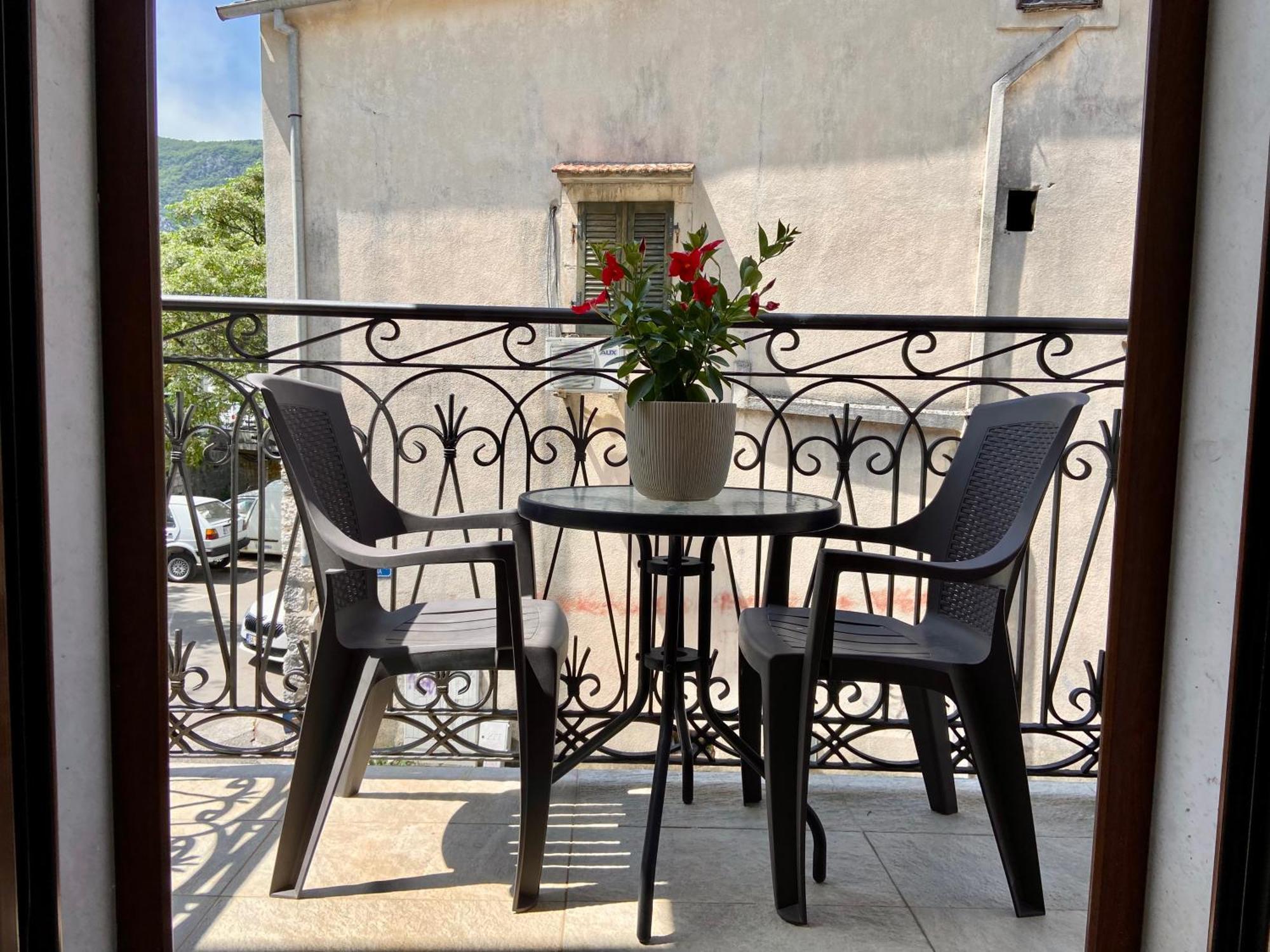 Fiumera Kotor Apartment Exterior photo