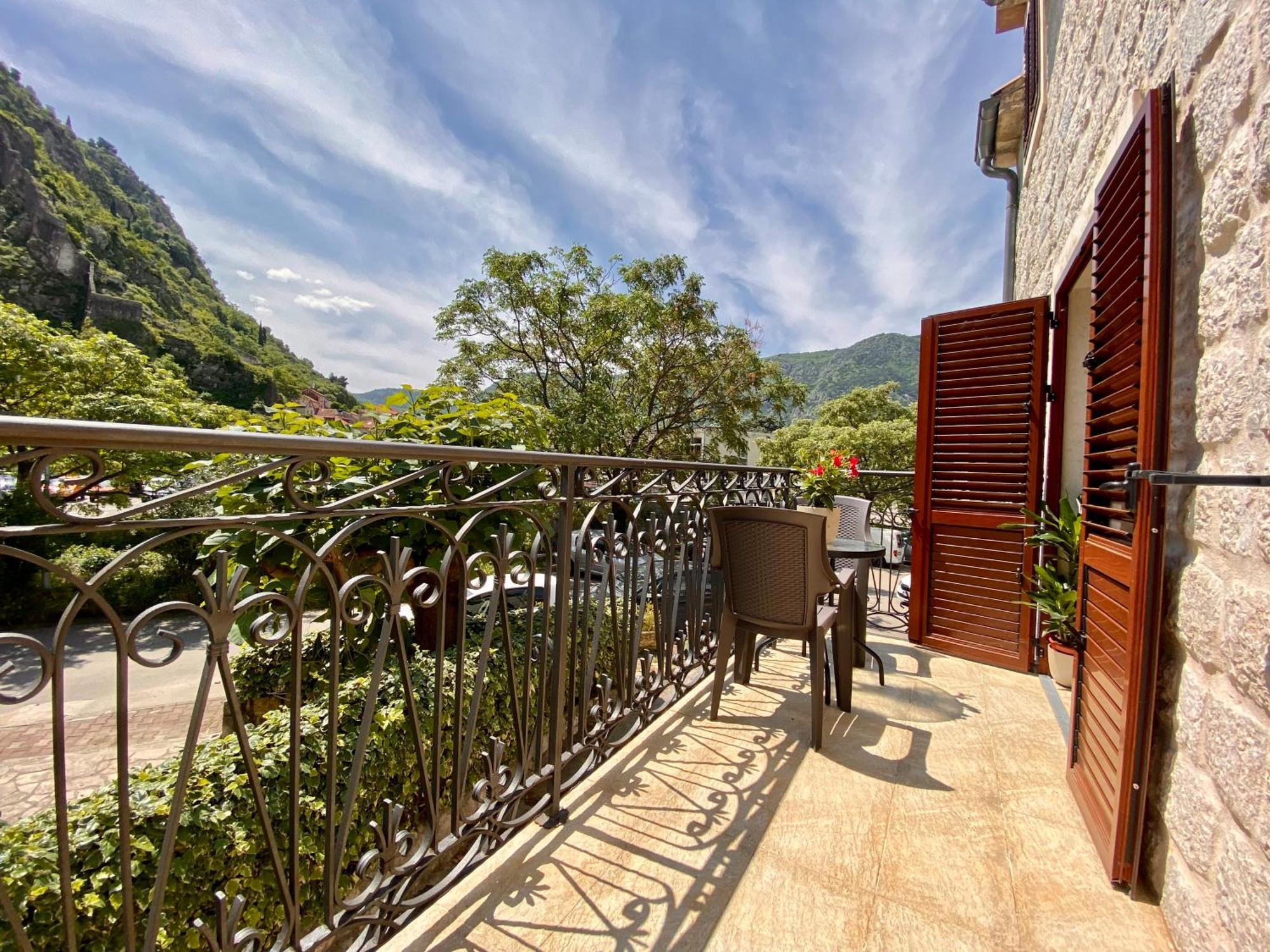 Fiumera Kotor Apartment Exterior photo