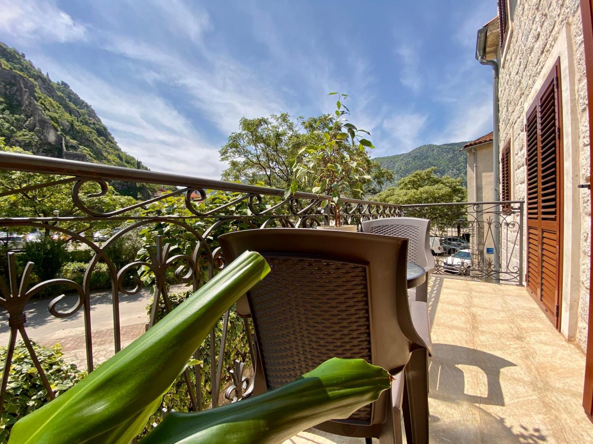 Fiumera Kotor Apartment Exterior photo