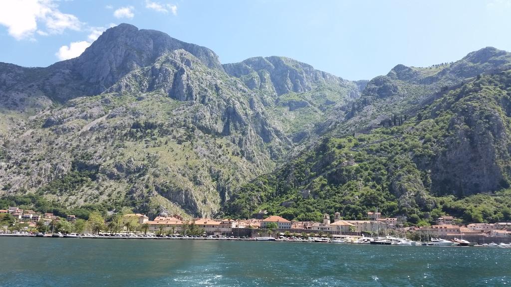 Fiumera Kotor Apartment Exterior photo